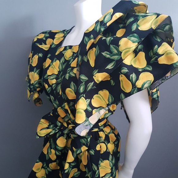 Eleanor Geraldine - 🍐 Pear Print Mini Dress 🍐 - Picture 8 of 12